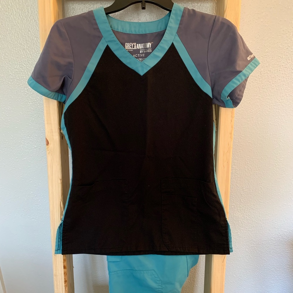 Greys anatomy scrub set